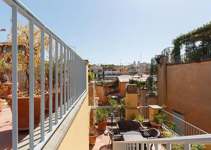 Apartment Vittoria Terrace Penthouse At The Spanish Steps *