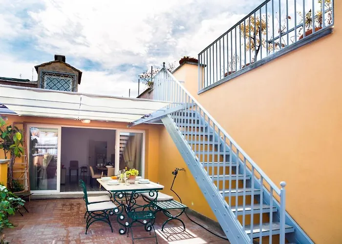 Vittoria Terrace Penthouse At The Spanish Steps Apartment *