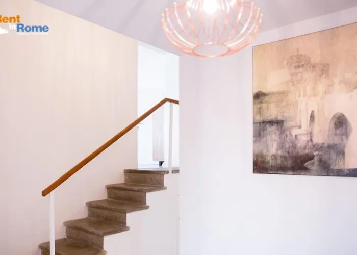Vittoria Terrace Penthouse At The Spanish Steps Apartment *