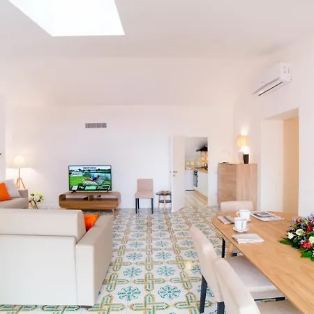 Vittoria Terrace Penthouse At The Spanish Steps Appartement *